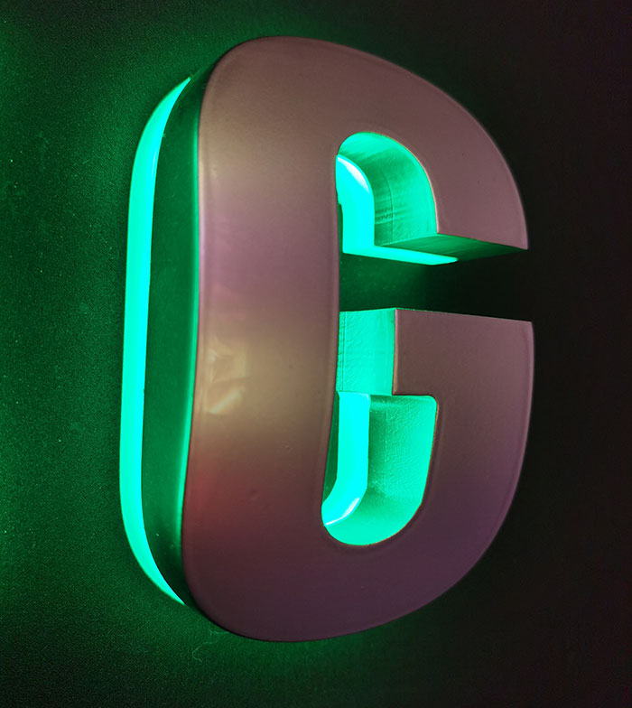 backlit channel letter g